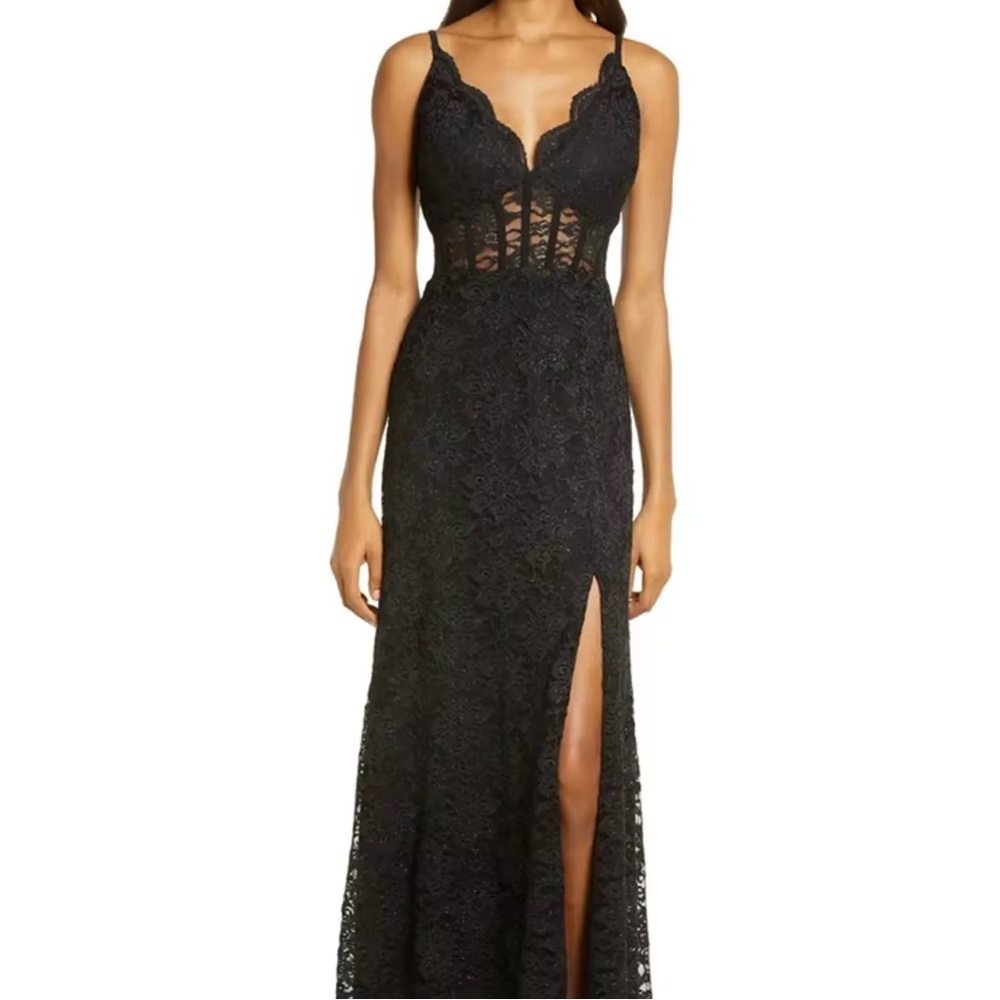 NWT Morgan & Co Gown
